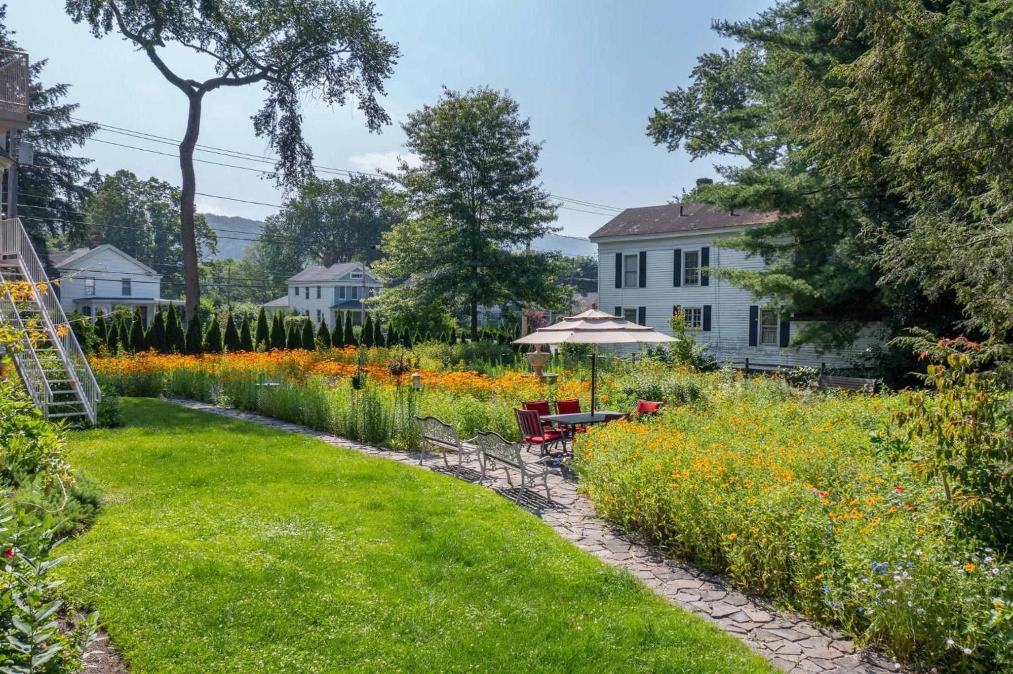 Wainwright Inn Great Barrington Exterior foto
